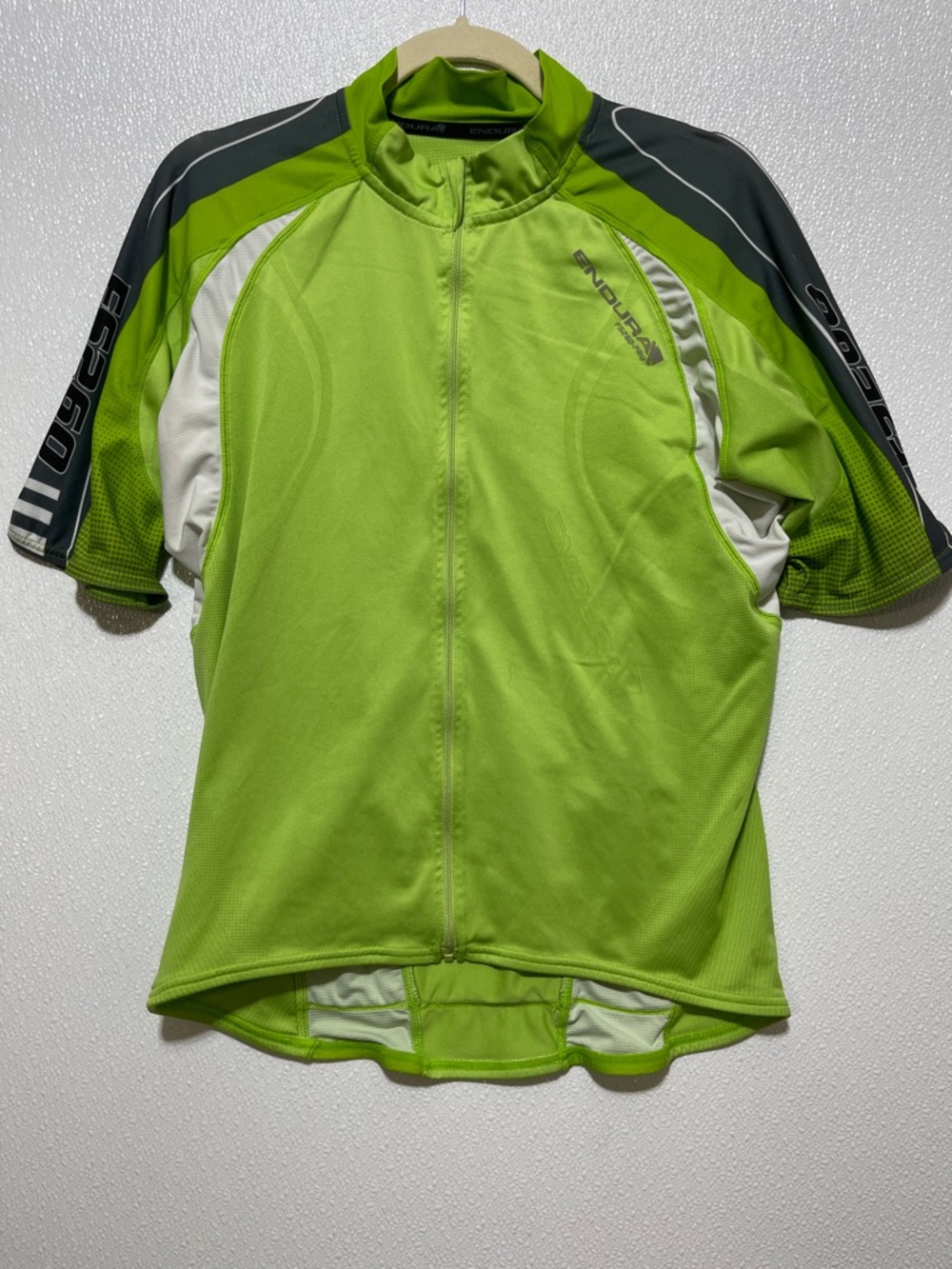 3/$30 Endura Men's Short Sleeve Cycling Jersey - Lime/Gray